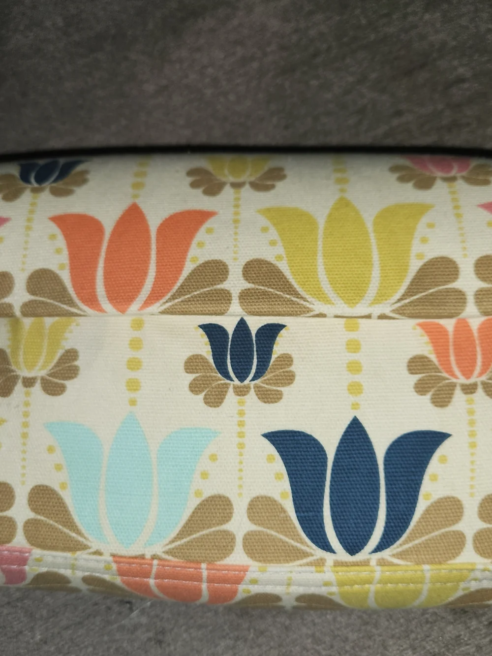 Primrose Hill Floral Canvas Makeup Bag- Multicolor
